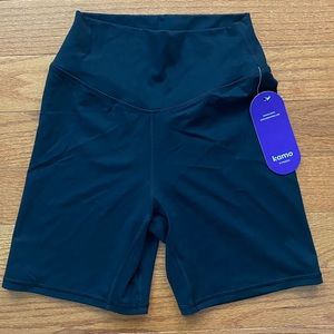 NWT Kamo Fitness High Wasted Shorts